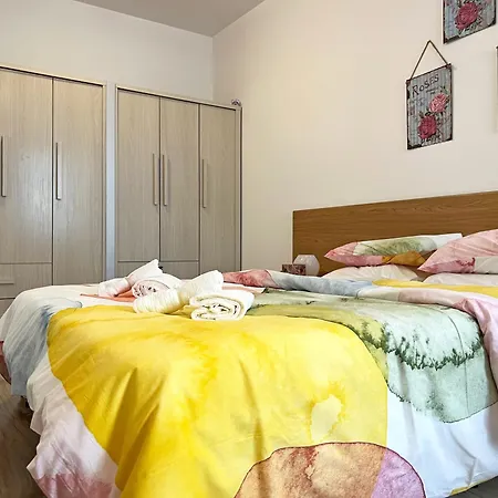 Albert's Center 21 *