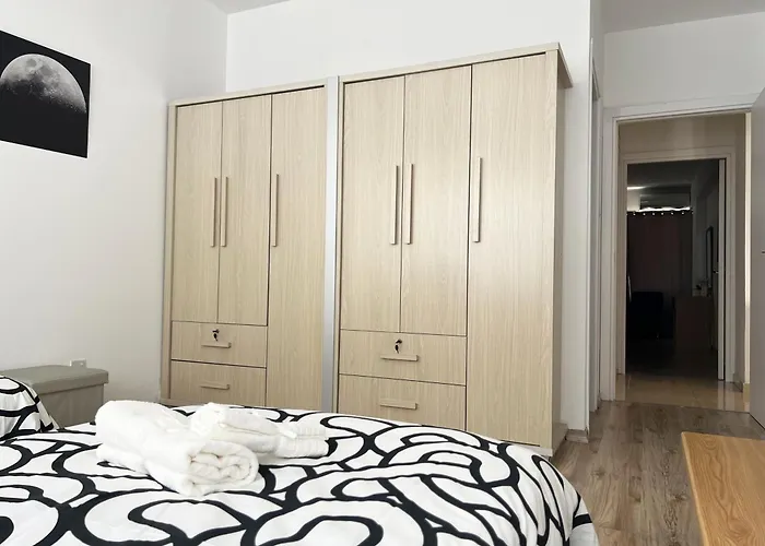 Albert's Center 21 Apartmán *